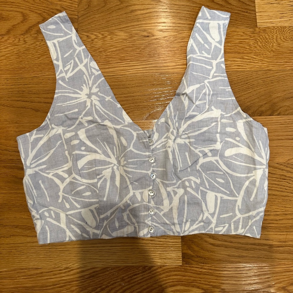 Madewell Blue and White Patterned Crop Top